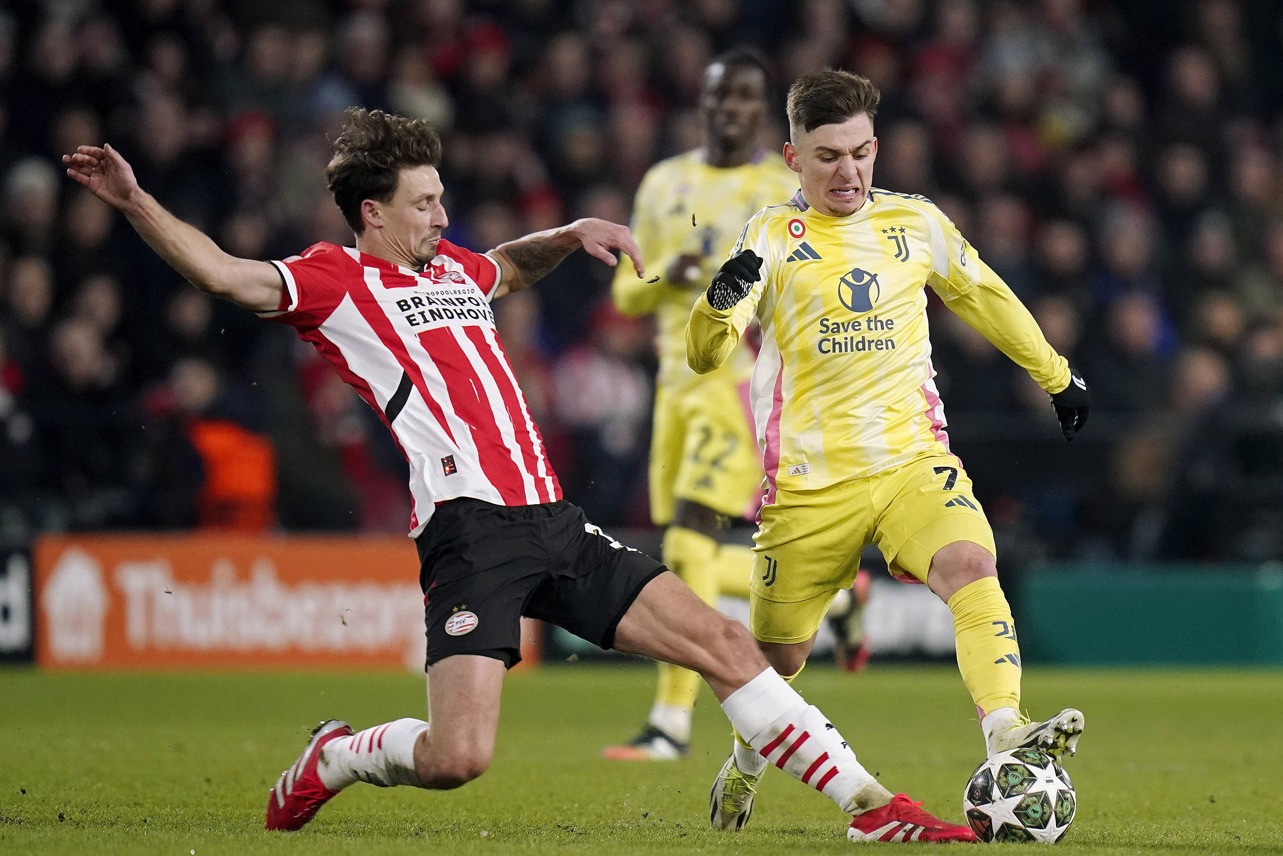 赛后阿贾克斯再遭质疑：意甲节点到来，媒体盛赞，身体对抗强度拉满的简单介绍