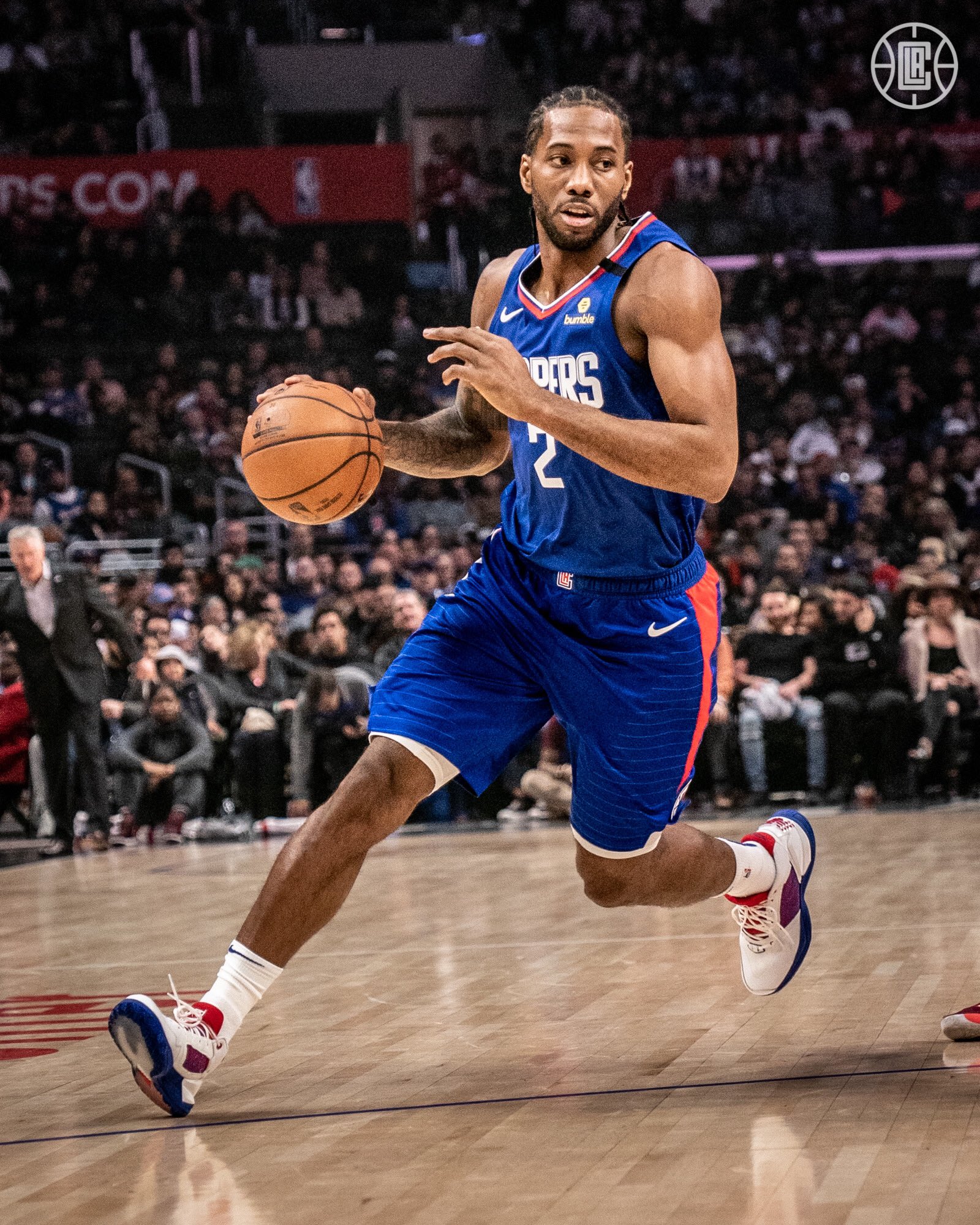 清晨塞维利亚备战NBA常规赛，战术微调细节曝光，球迷炸锅，医务组通报恢复的简单介绍