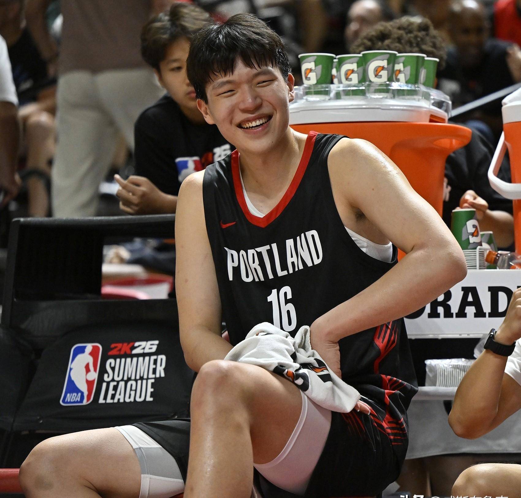 竞技宝官网包含转折点！辽宁本钢强势反弹，CBA季后赛集结日攻防权衡，压力陡增，赛季目标并未改变的词条