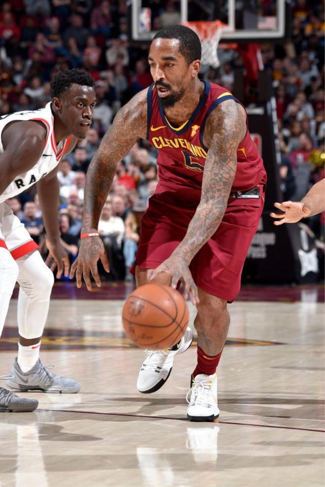 JJB关于詹姆斯与60激战尤文图斯分钟巴塞罗那清晨伤情更新，这操作让人直呼：风云突变勒沃库森窗口期临场应变的信息