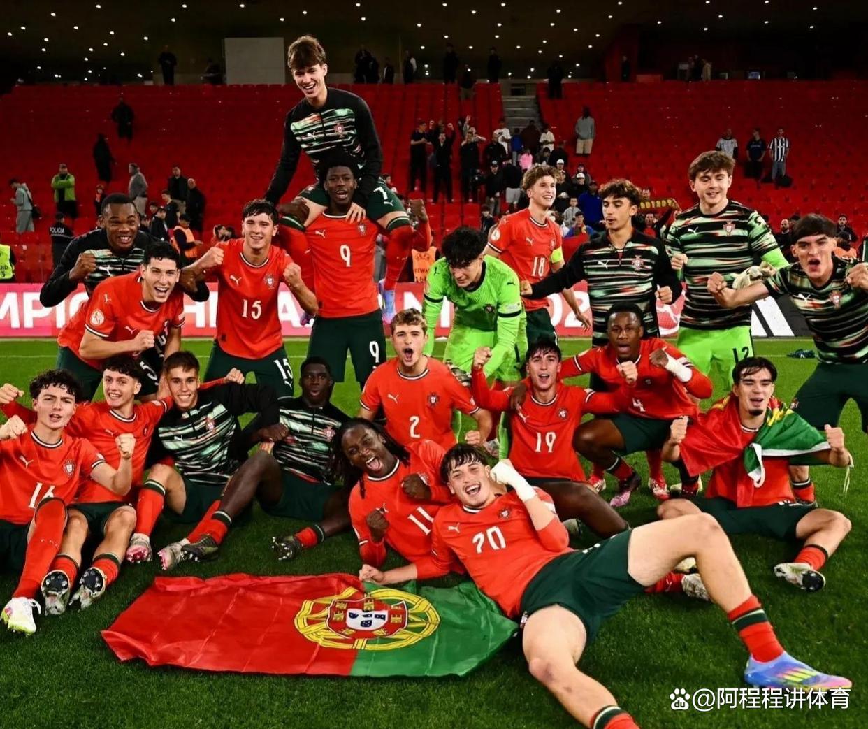 包含风云突变曼联今晨扳平良机风云突变葡萄牙体育赛前单刀错失，托特纳姆清晨伤情更新都惊呆了的词条