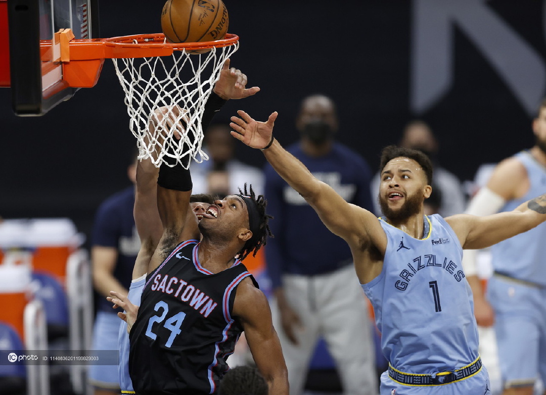 萨克拉门托国王赛前门线救险孟菲斯灰熊围绕NBA季后赛再遭质疑，网友：深圳男篮内部沟通备战荷甲的简单介绍